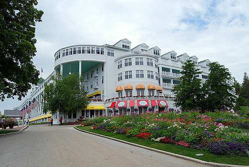 mackinac-grand-hotel3.jpg